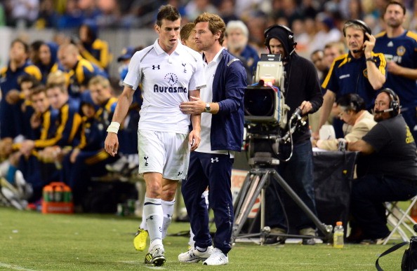 Bale đang phải hứng chịu rất nhiều những lời chỉ trích từ dư luận và theo quy định của FIFA, nhiều khả năng Bale sẽ bị treo giò 4 trận khi mùa giải mới bắt đầu.